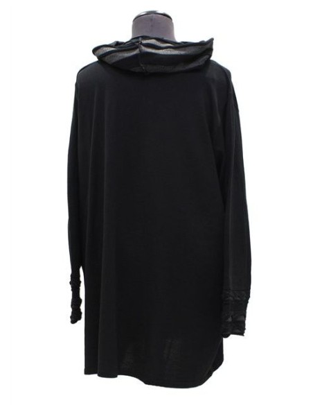 Maglia nera con collo alto e inserti grigi