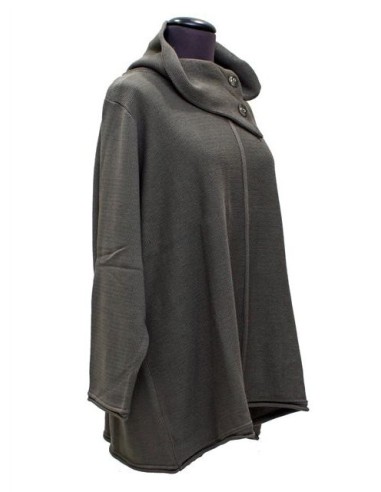 Maglia marron con collo alto Maglia marron con collo alto